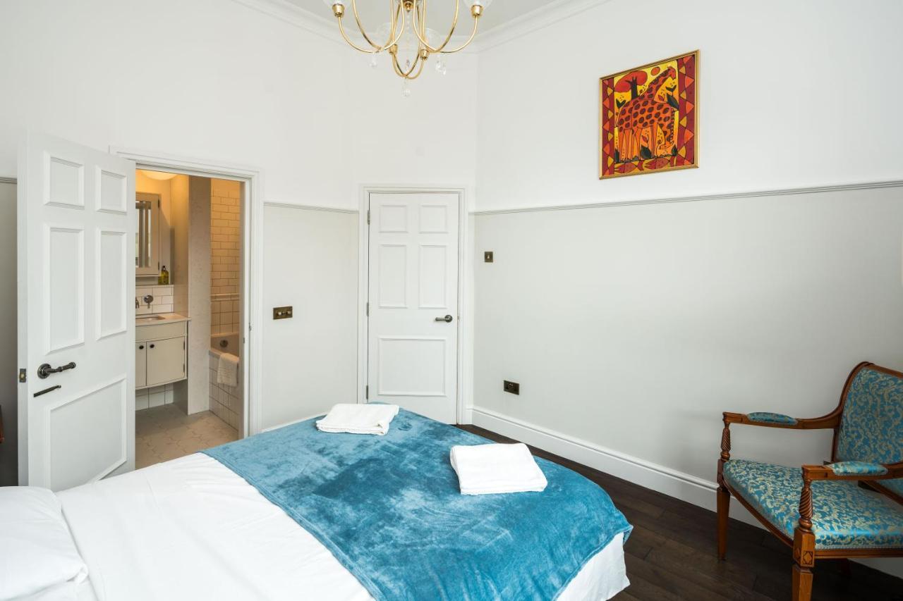 4 Bedroom House Up To 10 People At Heart Of Kensington And Chelsea Λονδίνο Εξωτερικό φωτογραφία