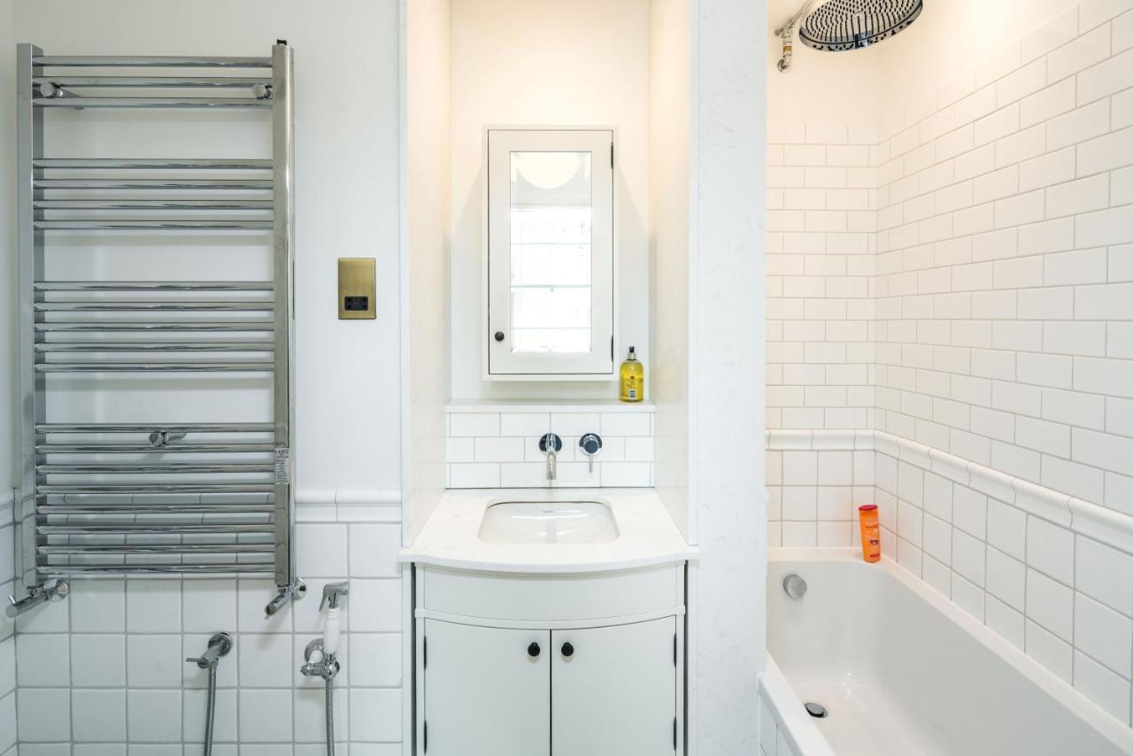 4 Bedroom House Up To 10 People At Heart Of Kensington And Chelsea Λονδίνο Εξωτερικό φωτογραφία